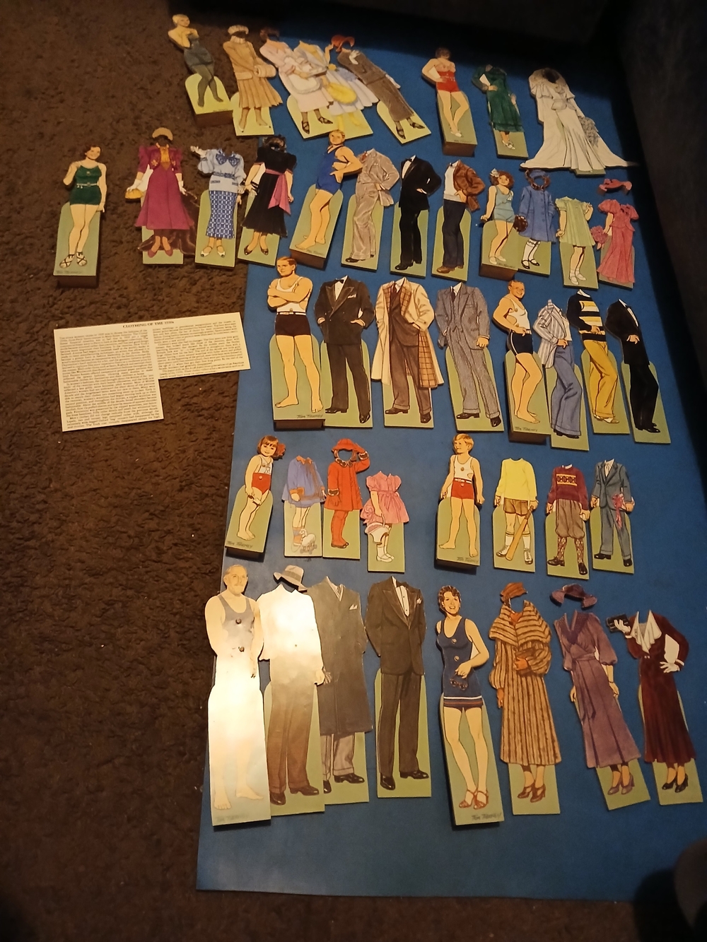 Vintage Paper Doll Outfit Set - Mixed Handmade 1930s It's A Total Of 11 People